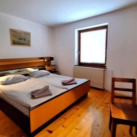 Pr' Hribar Apartman Zgornje Gorje Kültér fotó