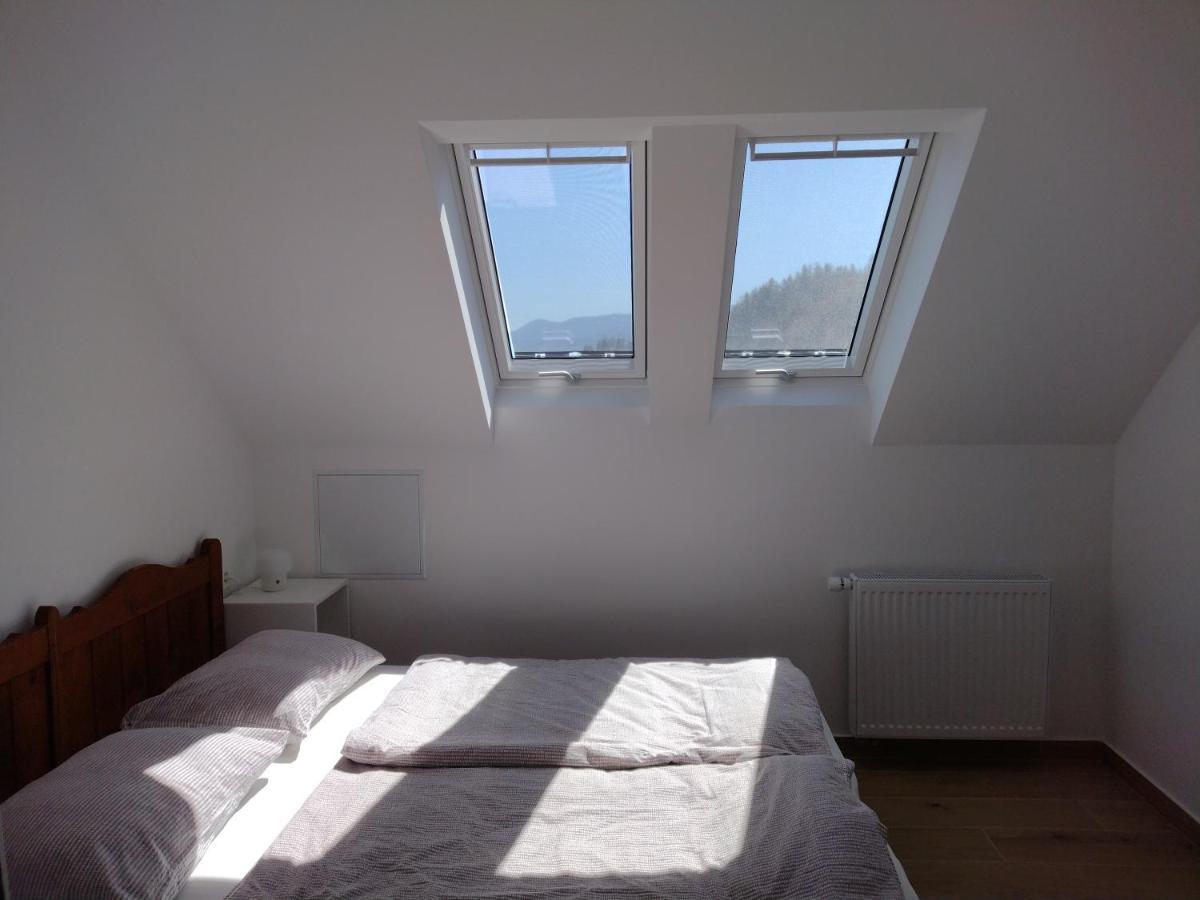 Pr' Hribar Apartman Zgornje Gorje Szoba fotó