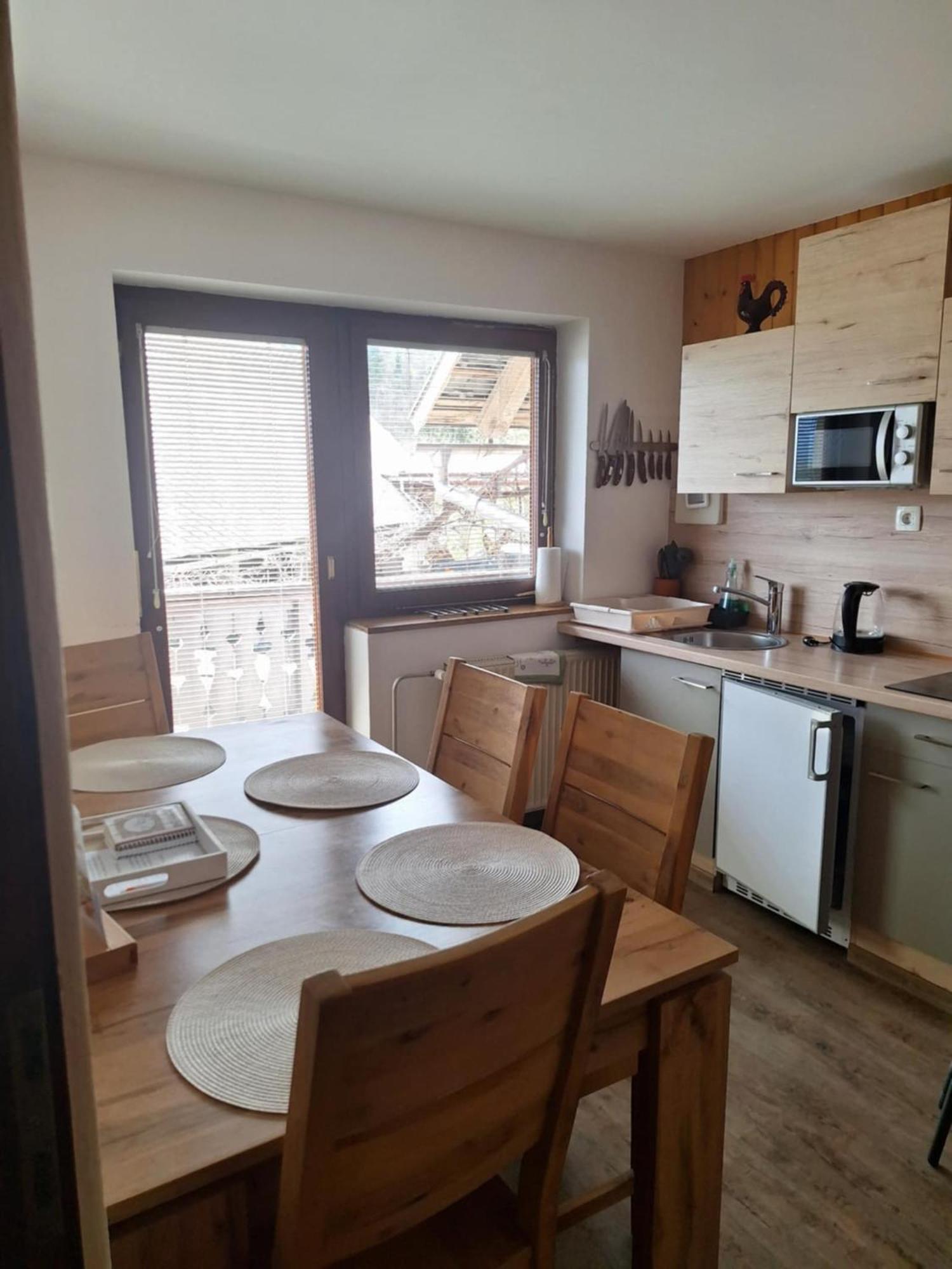 Pr' Hribar Apartman Zgornje Gorje Kültér fotó