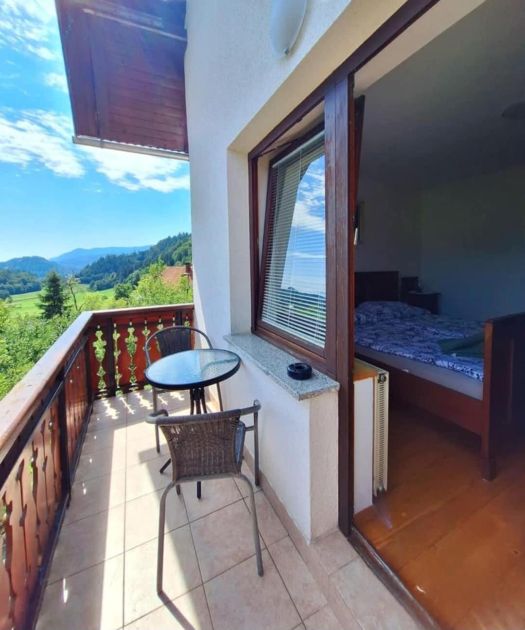 Pr' Hribar Apartman Zgornje Gorje Szoba fotó